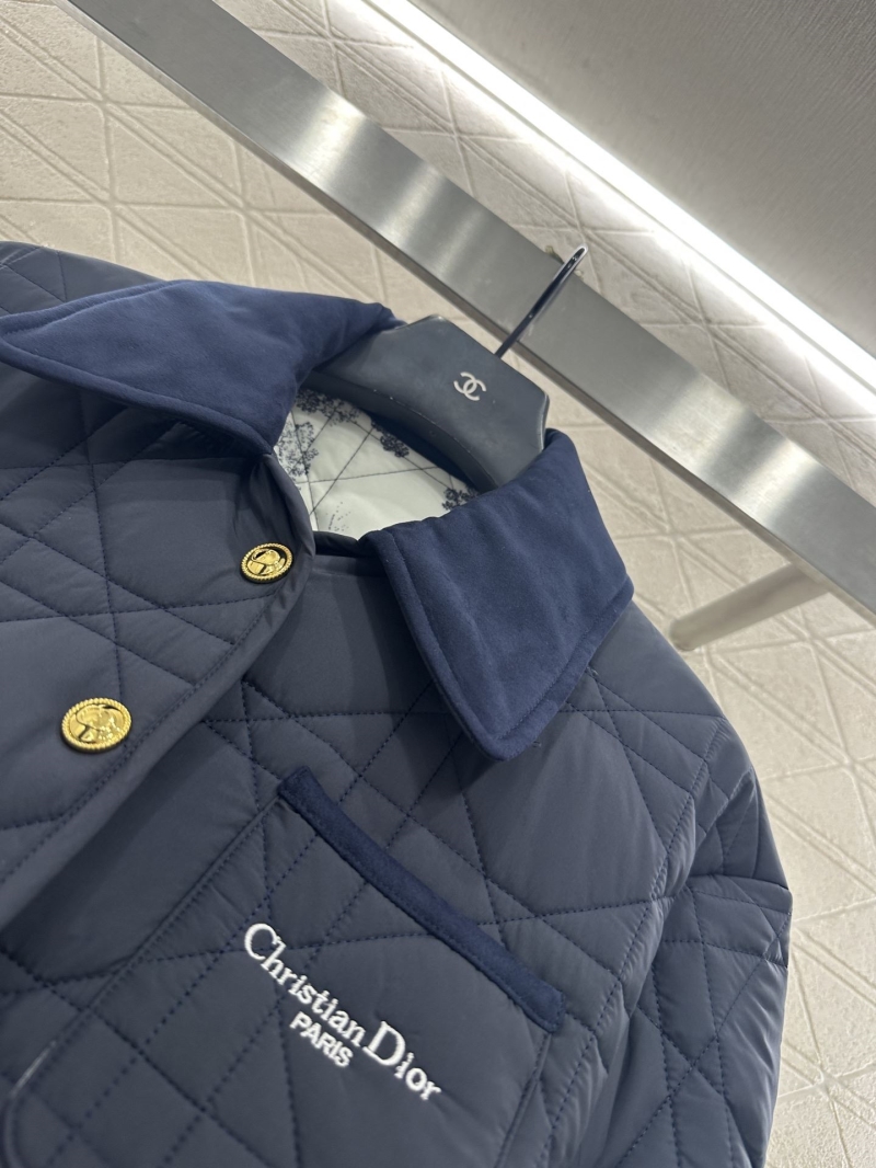 chr1st1an D10r outwear